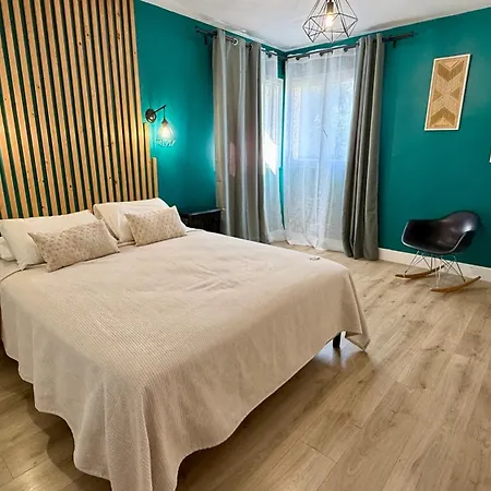 公寓 - Very Spacious 130m2 With Garden, 2 Ac Bedrooms, Near Port, Center, And Beaches In Bastia