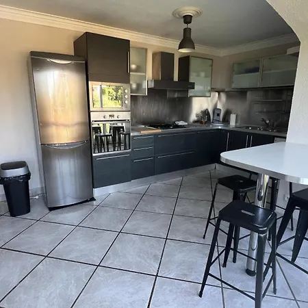 Bastia - Very Spacious 130m2 Top With Garden, 2 Ac Bedrooms, Near Port, City Center, And Beaches In Bastia